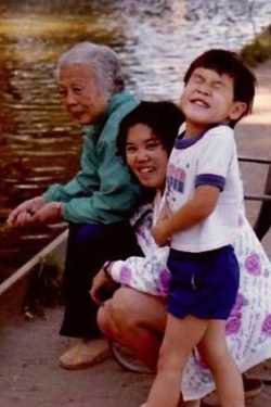 Matthew Jeung with his family