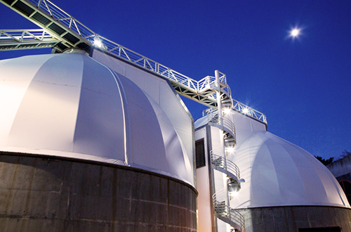 Anaerobic digesters at the SFPUC's Oceanside Treatment Plant.