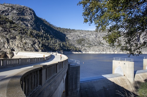 aliviadero en O'Shaughnessy Dam