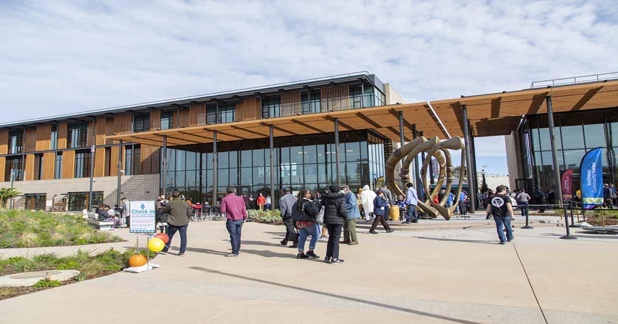 Front of the Southeast Community Center Buiilding.