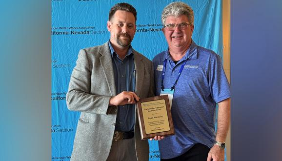 Ryan Macaulay receiving the "Exemplary Operations Supervisor Award."