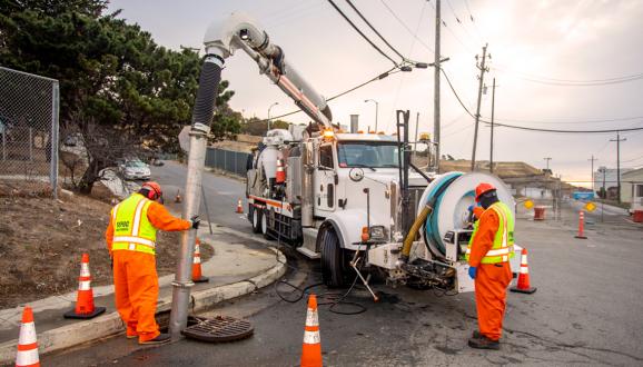 SFPUC crews prepare for the upcoming storm.